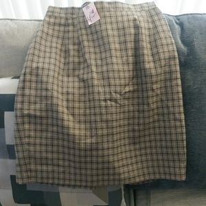 Pin striped skirt